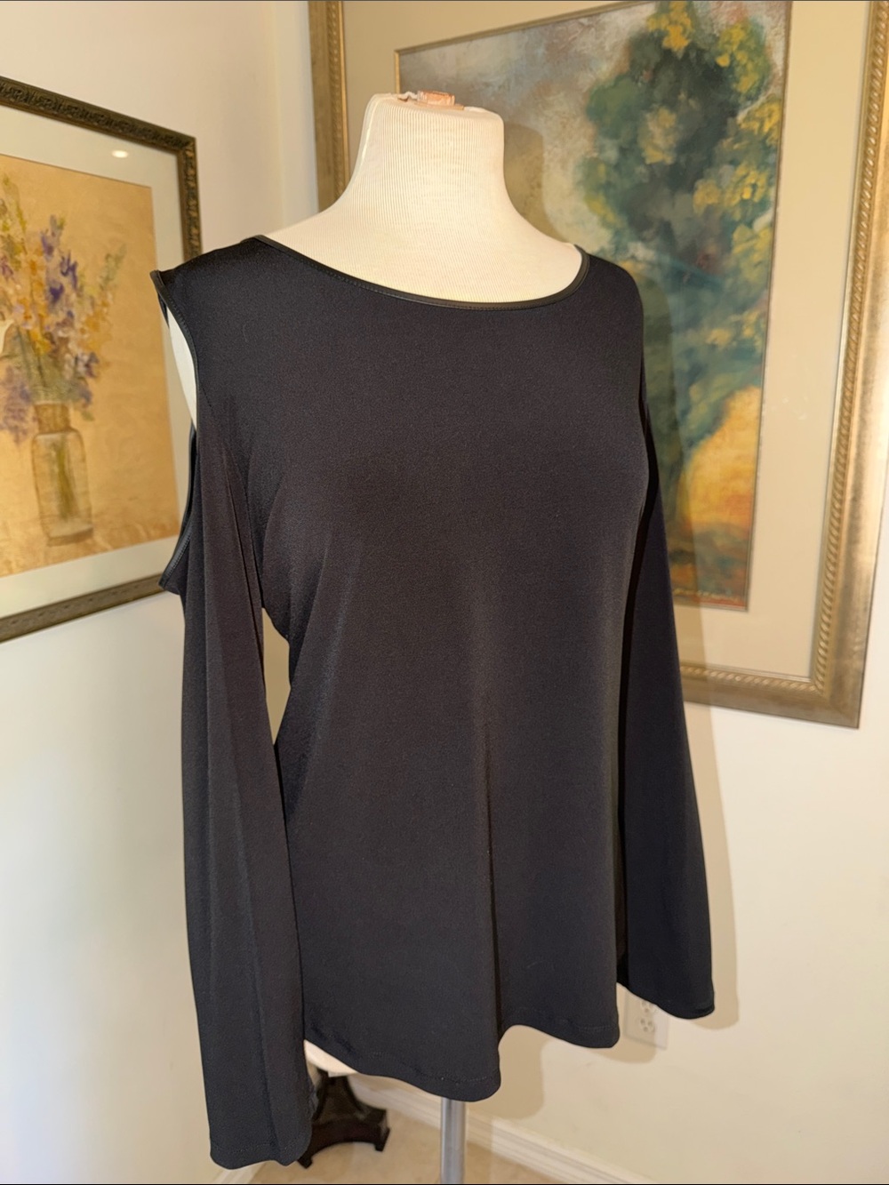 TOP - CALVIN KLEIN Black Faux Leather Trim Cold-Shoulder Long Sleeve Top Size XL